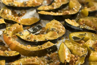 Close up view of a pan of spiced baked squash
